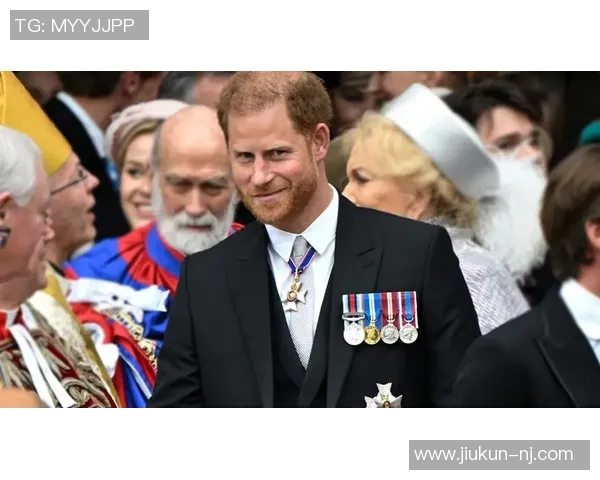 英国女王亲自接见足球明星展现对体育的热爱与支持